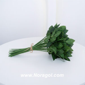ساقه گل مصنوعی برگ دار